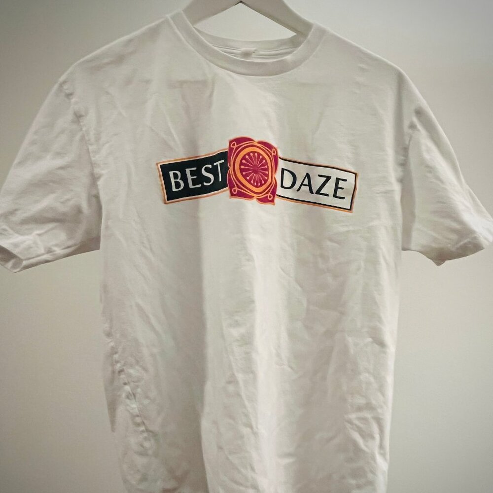 Best Daze tee-shirt (LARGE)